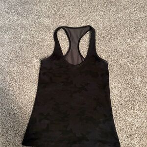 Lululemon Black Camouflage Tank Size 4